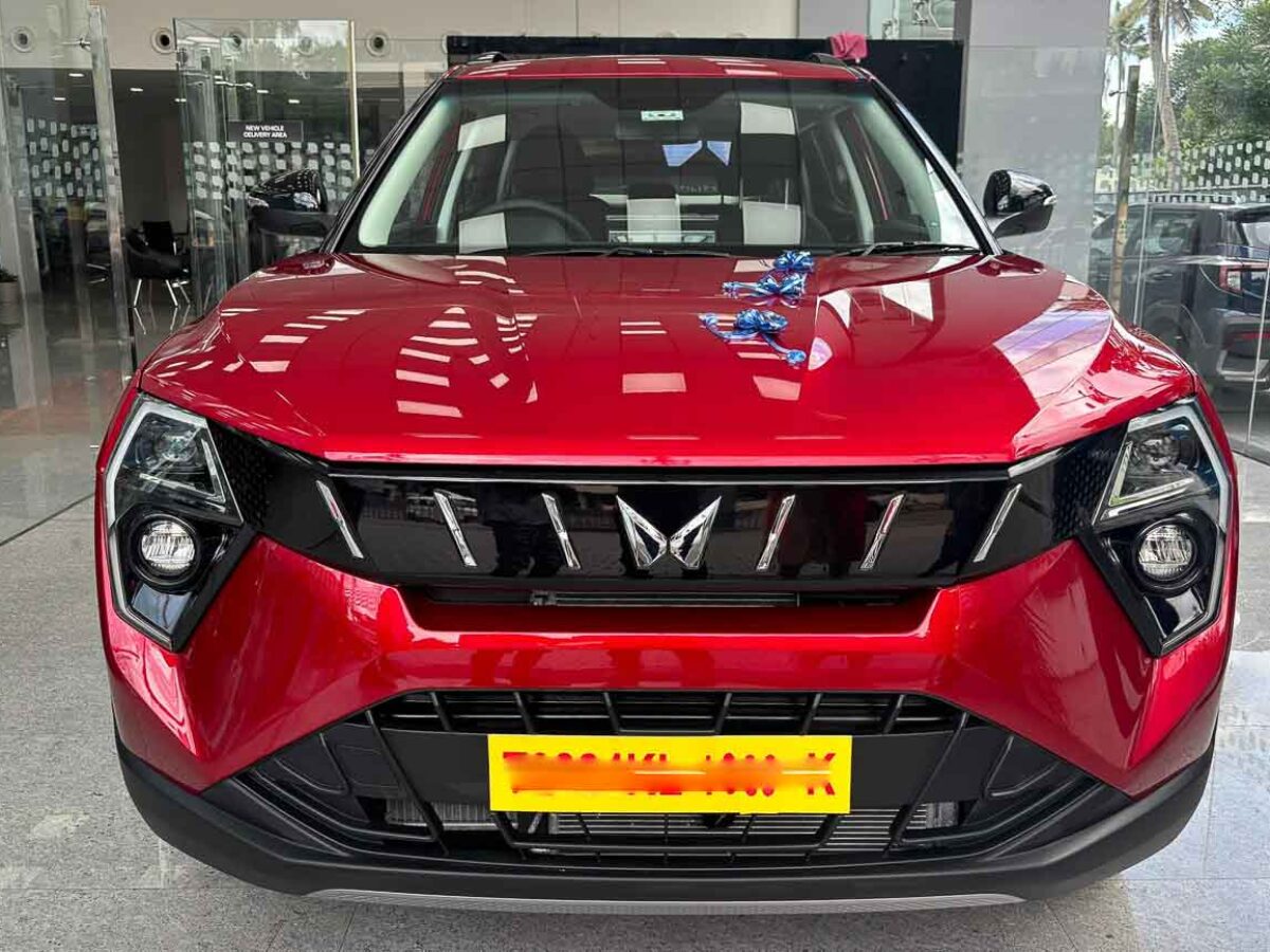 गरीबों की होगी बल्ले बल्ले! Mahindra ने पेश कर रही New Mahindra XUV300, स्टाइलिश लुक में मिलेंगे बढ़िया फीचर्स
