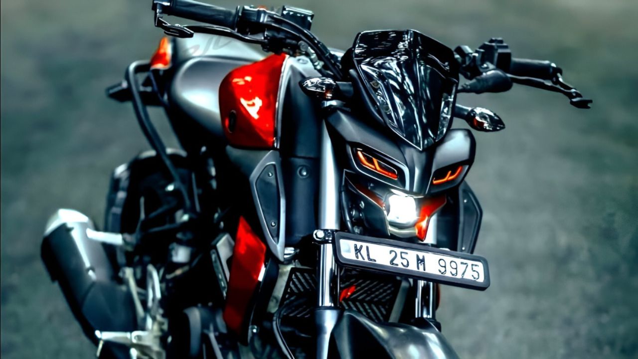 बड़े-बड़े नवाबो की दिलरुबा बनी खतरनाक फीचर्स और कंटाप look वाली Yamaha MT-15 बाइक