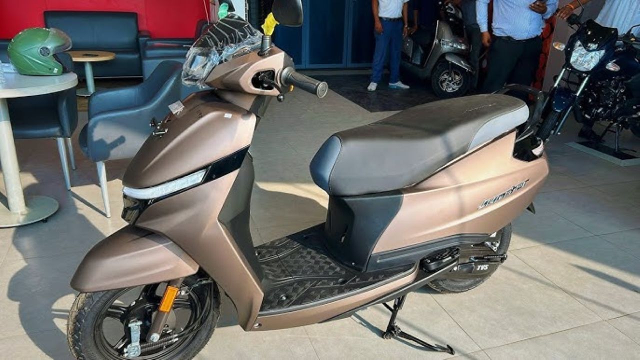113cc की पॉवर, डिजिटल डिस्प्ले के साथ TVS Jupiter 110, कीमत सिर्फ 70,000 रुपये